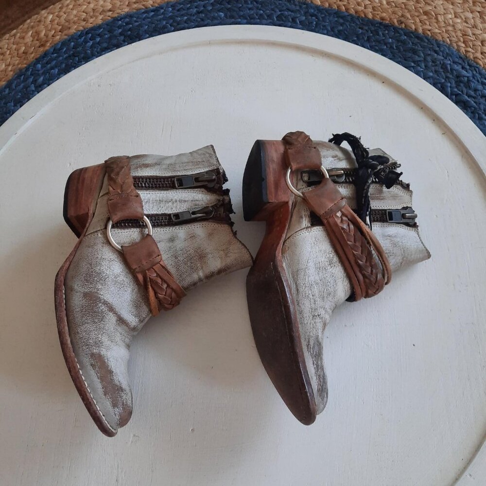 Freebird booties size 8